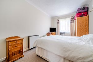 BEDROOM- click for photo gallery